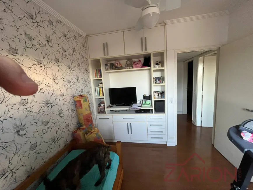 Foto 2 de Apartamento com 4 quartos à venda, 110m2 em Centro, Taubate - SP