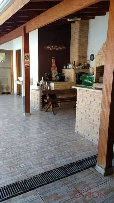 Foto 9 de Casa com 3 quartos à venda, 160m2 em Santana, Pindamonhangaba - SP