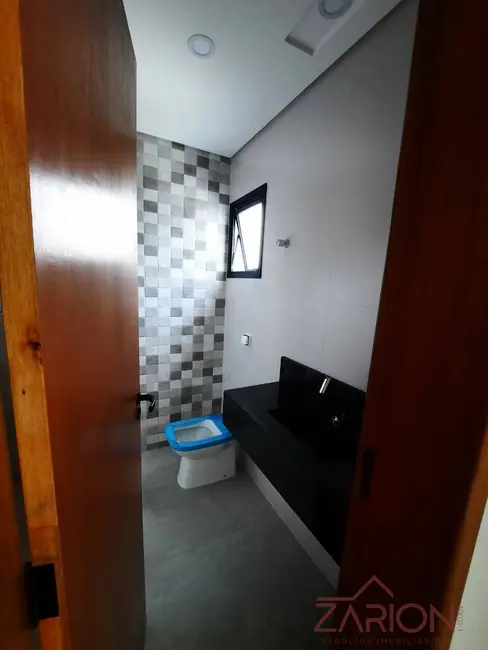 Foto 2 de Casa com 3 quartos à venda, 360m2 em Taubate - SP