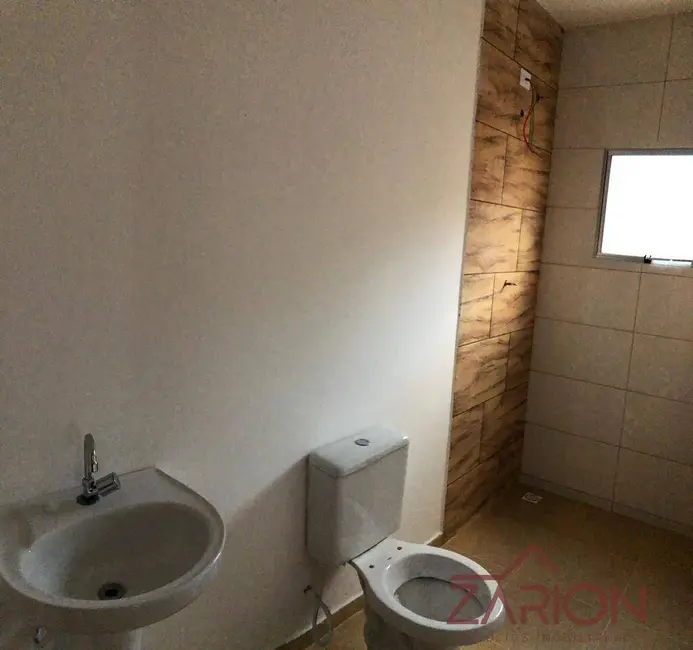 Foto 6 de Casa com 2 quartos à venda, 125m2 em Residencial Estoril, Taubate - SP