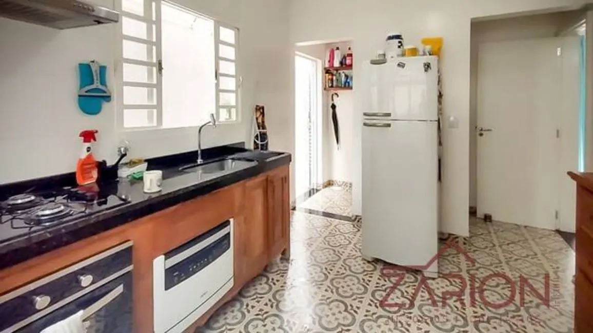 Foto 3 de Casa de Condomínio com 3 quartos à venda, 136m2 em Tremembe - SP