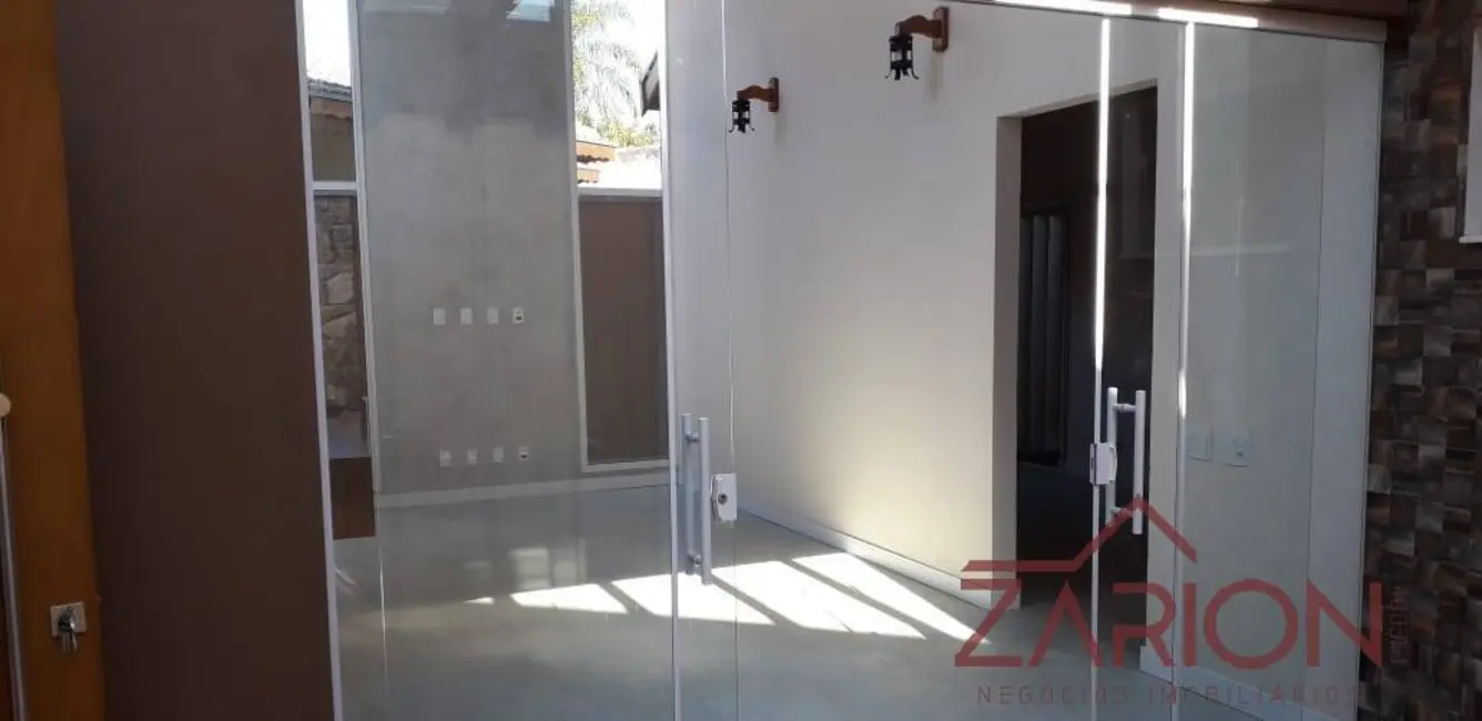 Foto 4 de Casa de Condomínio com 3 quartos à venda, 285m2 em Tremembe - SP