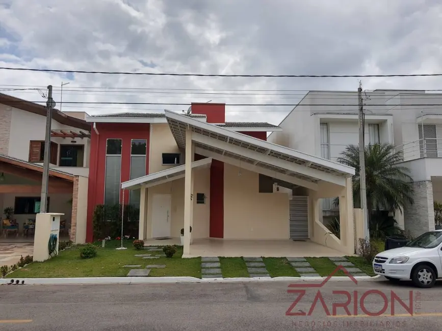 Foto 1 de Casa com 3 quartos à venda, 238m2 em Tremembe - SP