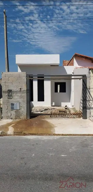 Foto 1 de Casa com 2 quartos à venda, 74m2 em Taubate - SP