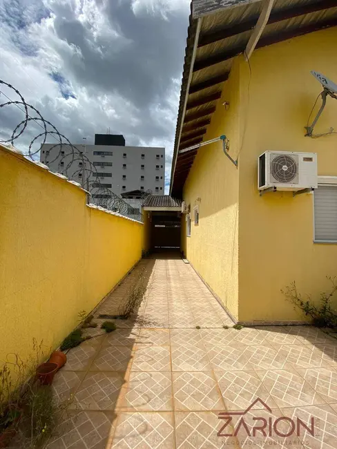 Foto 5 de Sala Comercial para alugar, 250m2 em Loteamento Residencial e Comercial Bosque Flamboyant, Taubate - SP