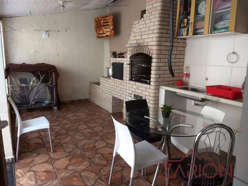 Foto 9 de Casa com 3 quartos à venda, 250m2 em Residencial Sítio Santo Antônio, Taubate - SP