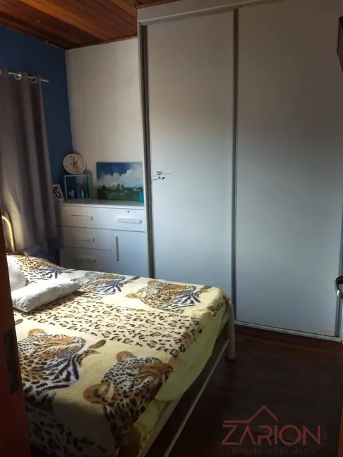 Foto 5 de Casa com 3 quartos à venda, 250m2 em Residencial Sítio Santo Antônio, Taubate - SP