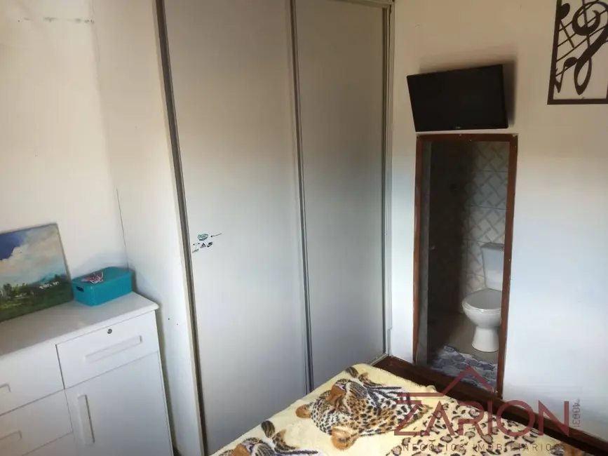 Foto 8 de Casa com 3 quartos à venda, 250m2 em Residencial Sítio Santo Antônio, Taubate - SP