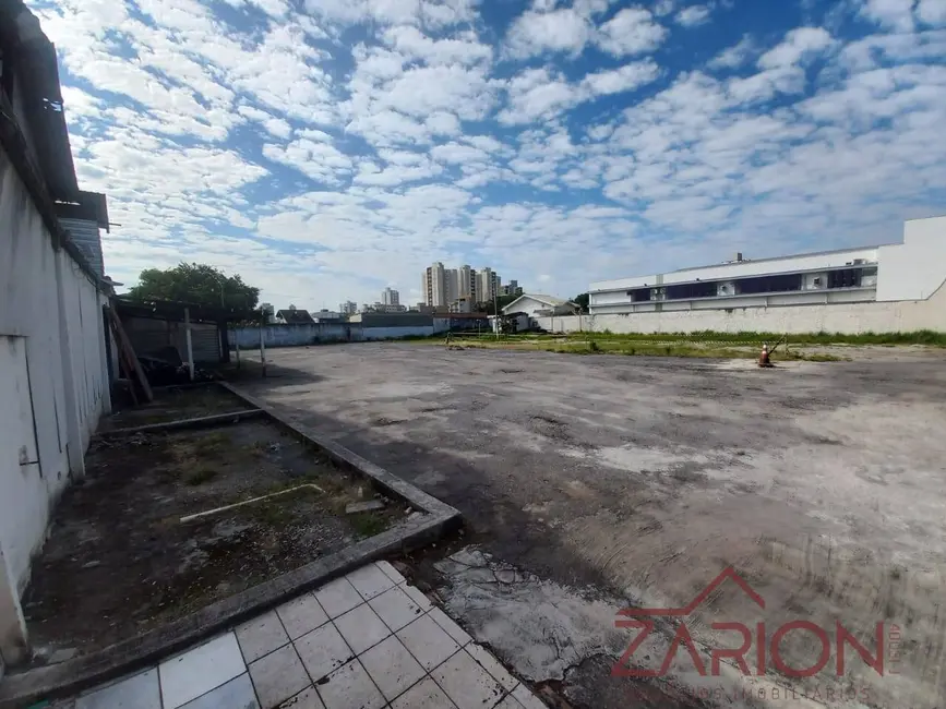 Terreno / Lote à venda, 2000m2 em Jardim das Nações, Taubate - SP - imagem 5 Foto 5 de Terreno / Lote à venda, 2000m2 em Jardim das Nações, Taubate - SP