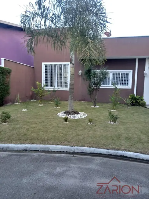Foto 2 de Casa de Condomínio com 3 quartos à venda, 327m2 em Tremembe - SP