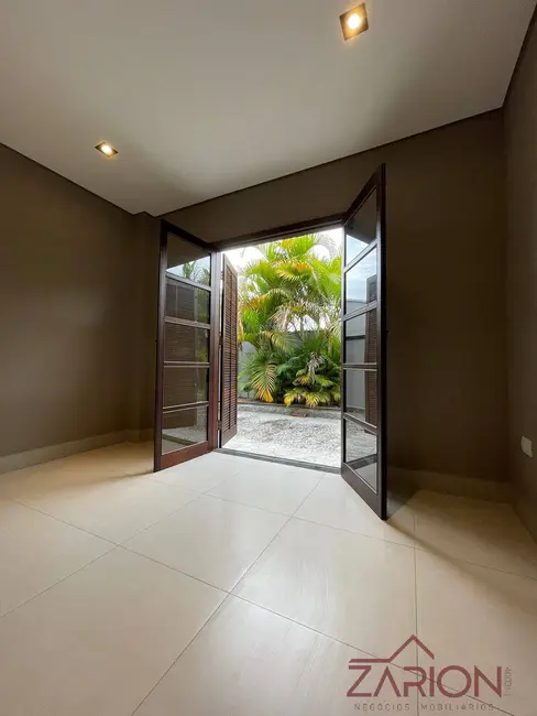 Foto 8 de Casa de Condomínio com 3 quartos à venda, 135m2 em Tremembe - SP