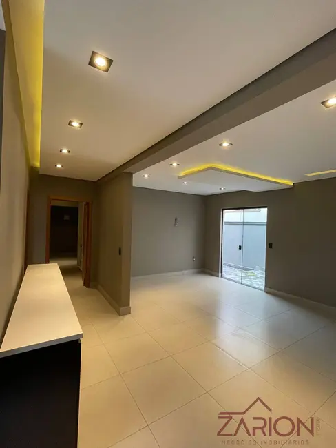 Foto 1 de Casa de Condomínio com 3 quartos à venda, 135m2 em Tremembe - SP