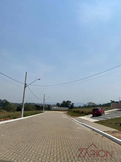 Foto 2 de Terreno / Lote à venda, 1081m2 em Cacapava - SP