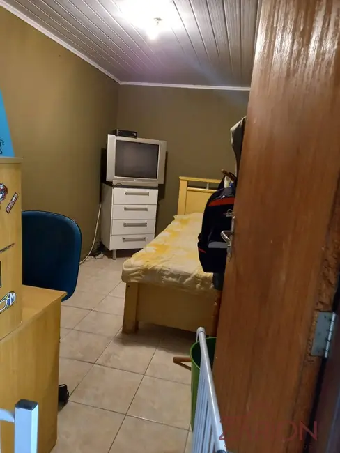 Foto 4 de Casa com 2 quartos à venda, 130m2 em Taubate - SP