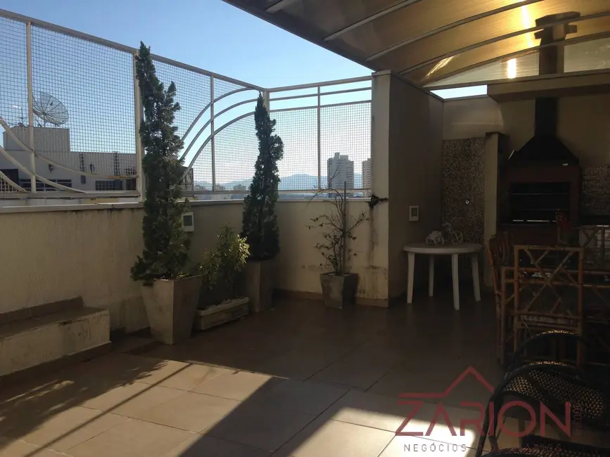 Foto 2 de Cobertura com 4 quartos à venda, 168m2 em Jardim das Nações, Taubate - SP