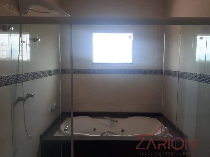 Foto 4 de Casa com 4 quartos à venda, 240m2 em Residencial Portal da Mantiqueira, Taubate - SP