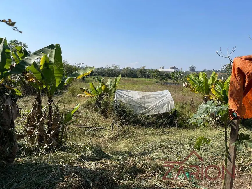 Foto 2 de Terreno / Lote à venda, 7785m2 em Santa Luzia, Cacapava - SP
