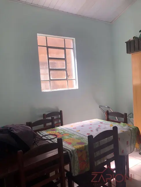 Foto 2 de Casa com 2 quartos à venda, 244m2 em Vila das Jabuticabeiras, Taubate - SP