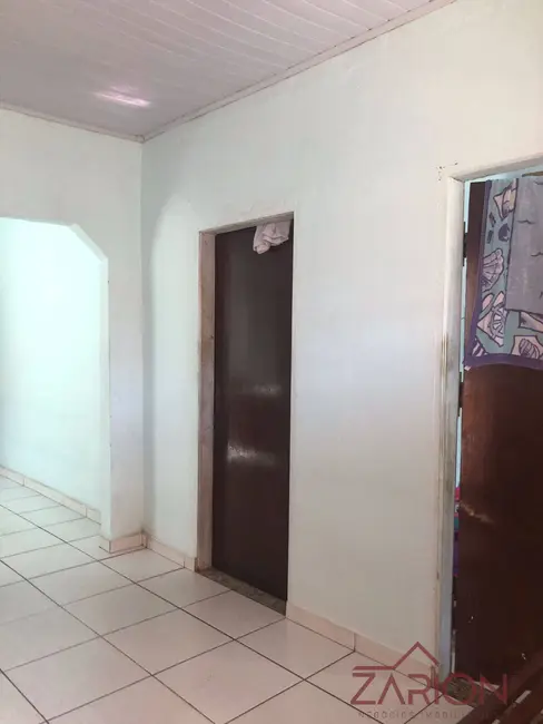 Foto 3 de Casa com 2 quartos à venda, 244m2 em Vila das Jabuticabeiras, Taubate - SP