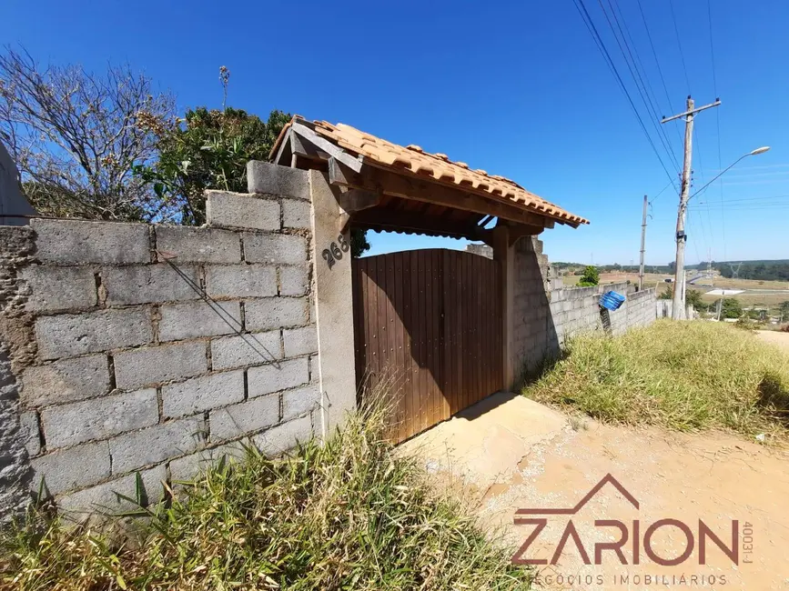 Foto 1 de Chácara à venda, 1000m2 em Taubate - SP