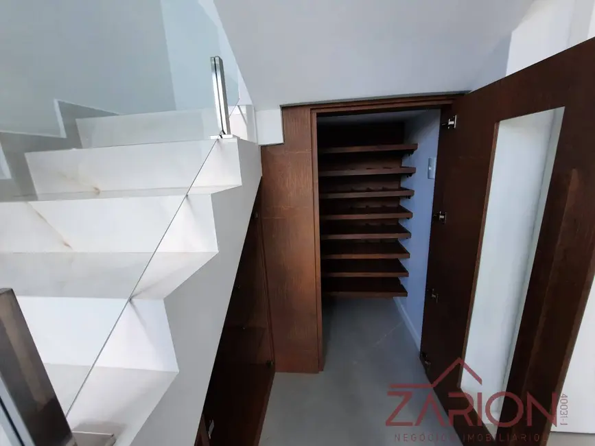 Foto 9 de Casa de Condomínio com 4 quartos à venda, 253m2 em Taubate - SP