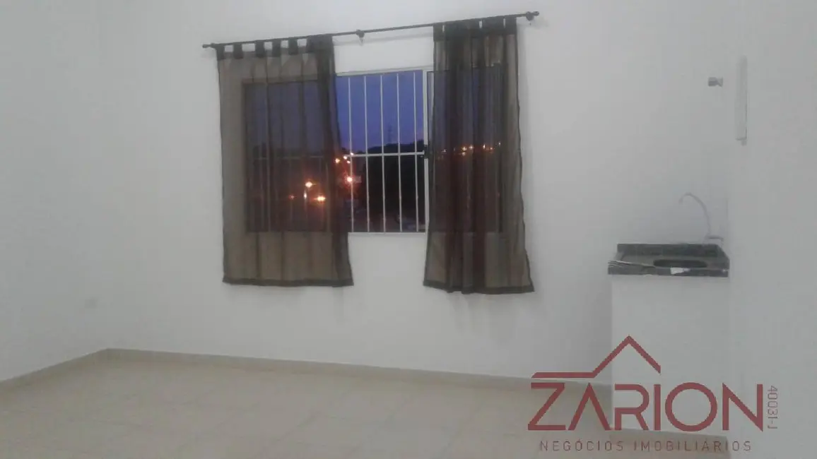 Foto 1 de Sala Comercial para alugar, 25m2 em Terra Nova, Taubate - SP