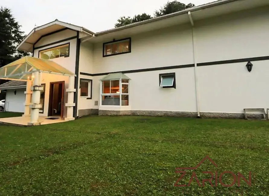Foto 3 de Casa com 5 quartos à venda, 453m2 em Campos Do Jordao - SP