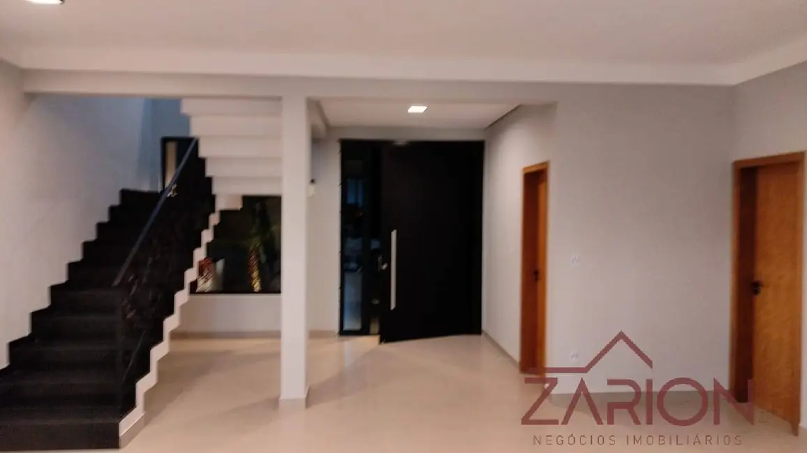 Foto 2 de Casa de Condomínio com 3 quartos à venda, 261m2 em Tremembe - SP