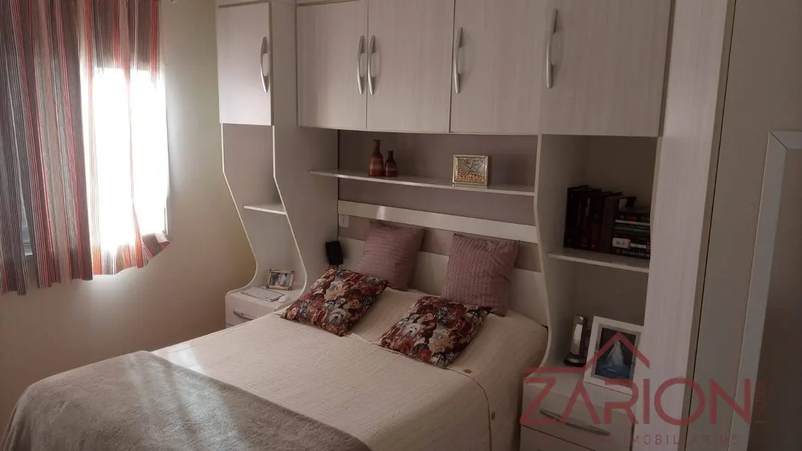 Foto 2 de Apartamento com 2 quartos à venda, 70m2 em Taubate - SP