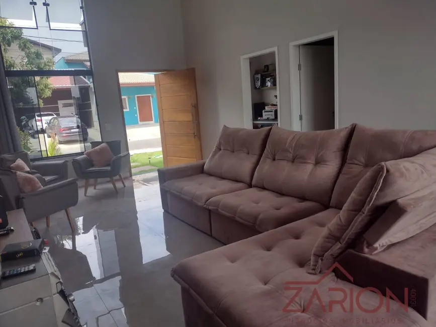 Foto 1 de Casa de Condomínio com 3 quartos à venda, 167m2 em Tremembe - SP