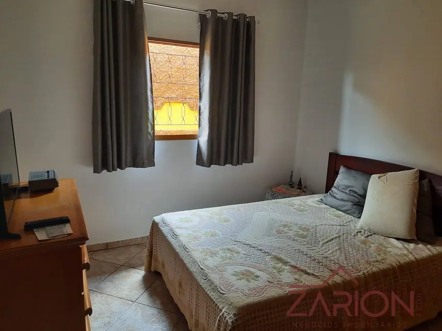 Foto 9 de Casa com 3 quartos à venda, 244m2 em Jardim Bela Vista, Taubate - SP