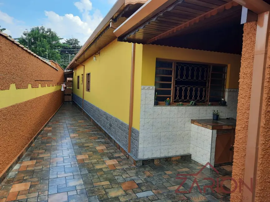 Foto 3 de Casa com 3 quartos à venda, 244m2 em Jardim Bela Vista, Taubate - SP