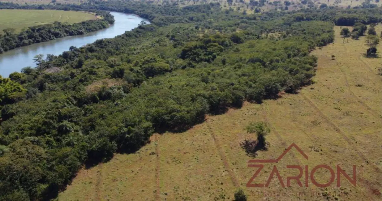 Foto 1 de Fazenda / Haras à venda, 400m2 em Itaruma - GO