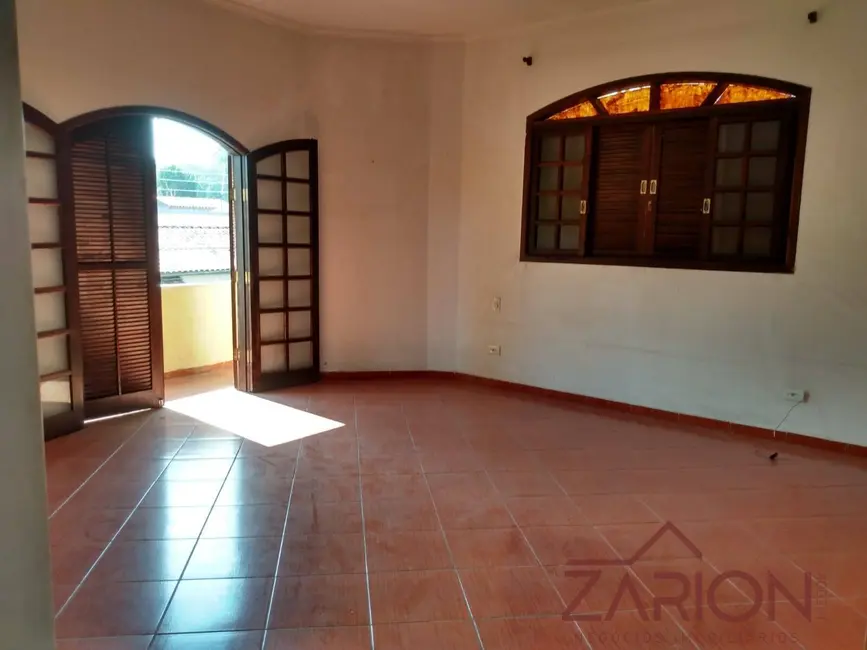 Foto 9 de Sala Comercial para alugar, 700m2 em Vila São Geraldo, Taubate - SP