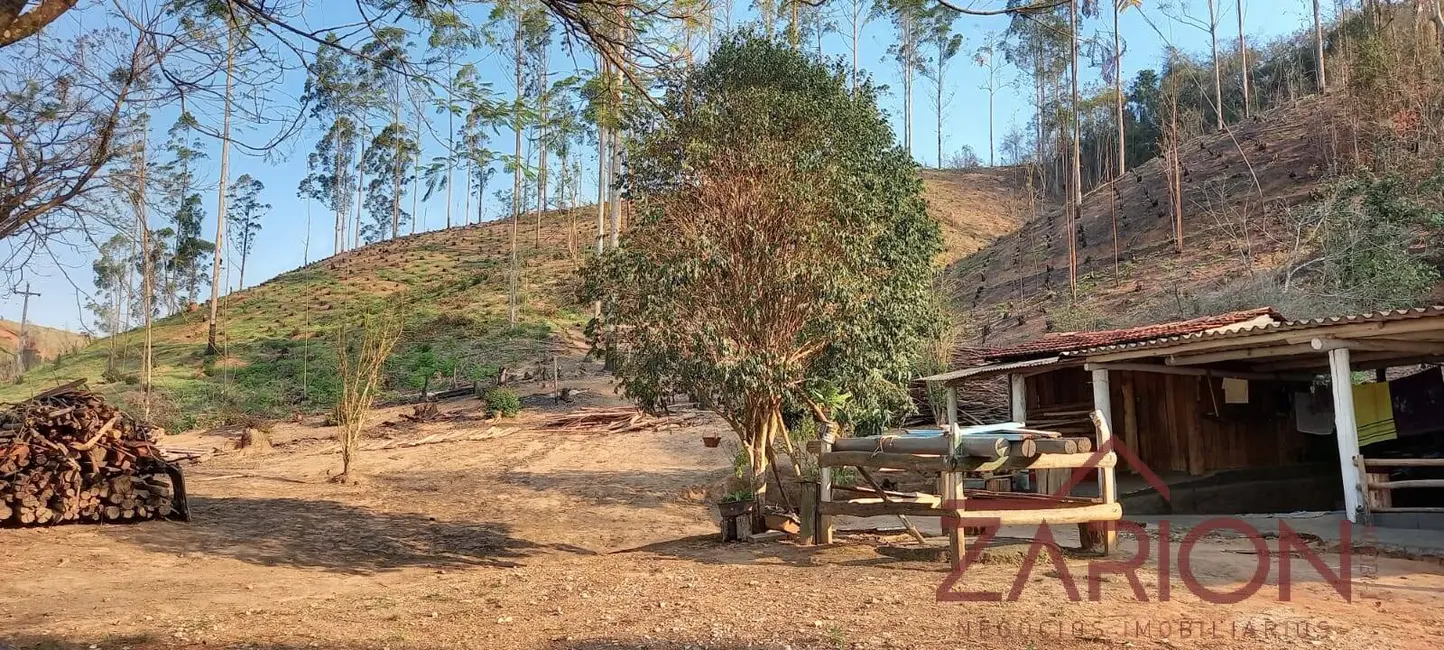 Sítio / Rancho com 3 quartos à venda, 30000m2 em Sao Luiz Do Paraitinga - SP - imagem 5 Foto 5 de Sítio / Rancho com 3 quartos à venda, 30000m2 em Sao Luiz Do Paraitinga - SP