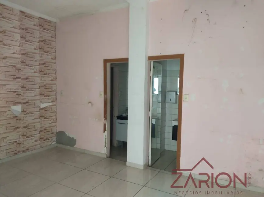 Foto 3 de Sala Comercial para alugar, 120m2 em Centro, Taubate - SP