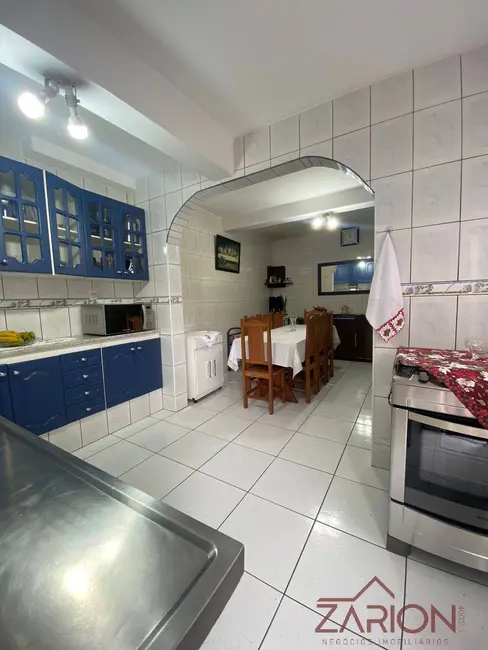 Foto 2 de Casa com 2 quartos à venda, 260m2 em Parque Paduan, Taubate - SP