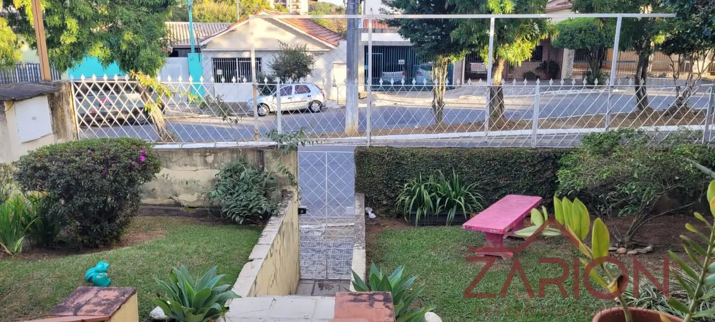 Foto 3 de Casa com 5 quartos à venda, 520m2 em Vila São José, Taubate - SP