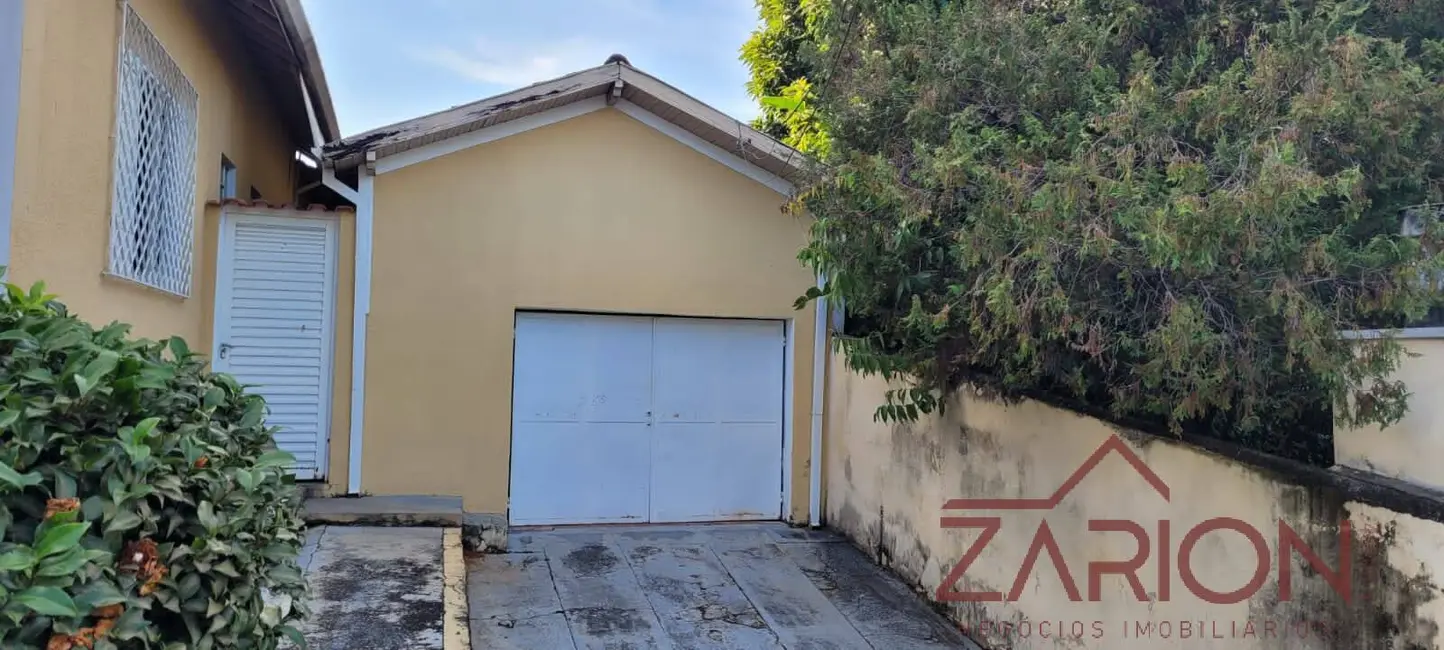 Foto 1 de Casa com 5 quartos à venda, 520m2 em Vila São José, Taubate - SP