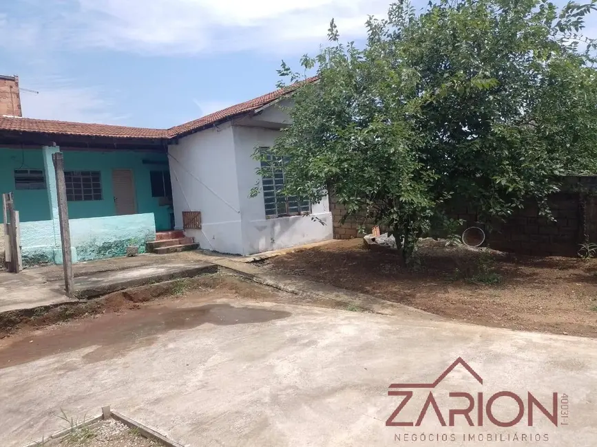 Foto 8 de Casa com 2 quartos para alugar, 300m2 em Jardim Sandra Maria, Taubate - SP