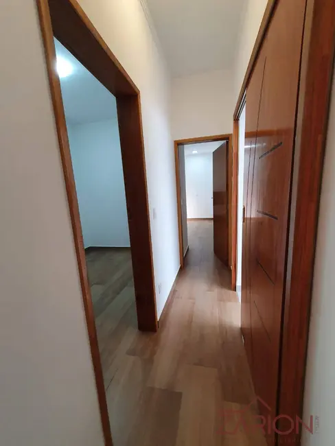 Foto 3 de Casa com 3 quartos à venda, 130m2 em Tremembe - SP