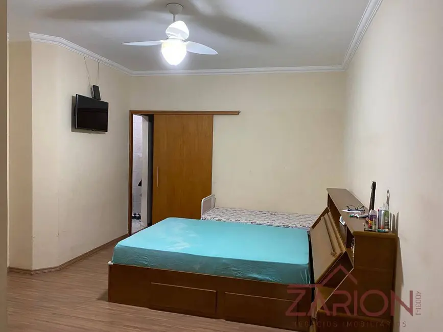 Foto 7 de Casa com 3 quartos à venda, 300m2 em Campos Elíseos, Taubate - SP