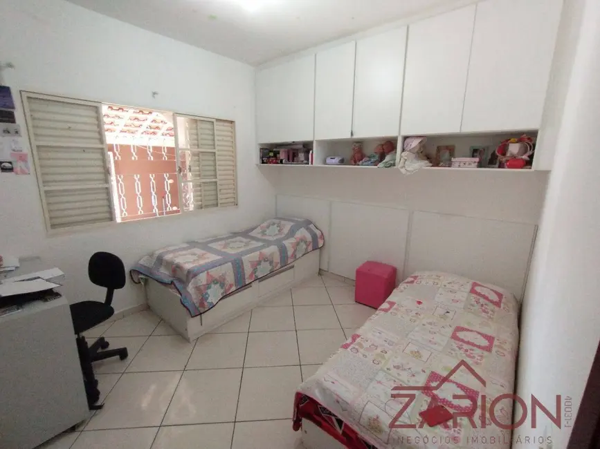 Foto 4 de Casa com 3 quartos à venda, 100m2 em Taubate - SP