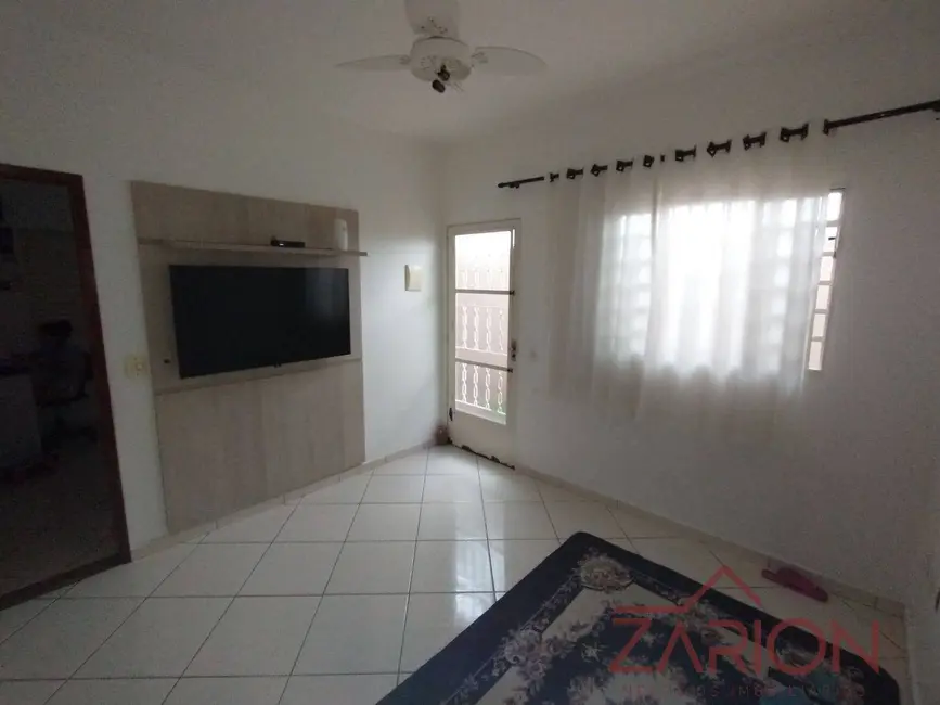 Foto 3 de Casa com 3 quartos à venda, 100m2 em Taubate - SP