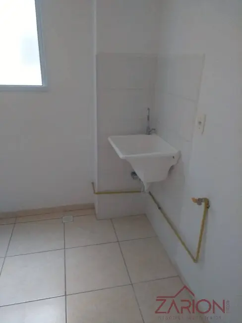 Foto 6 de Apartamento com 2 quartos para alugar, 46m2 em Parque Senhor do Bonfim, Taubate - SP