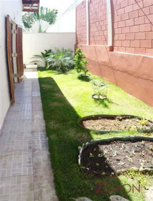Foto 9 de Casa com 3 quartos à venda, 160m2 em Tremembe - SP