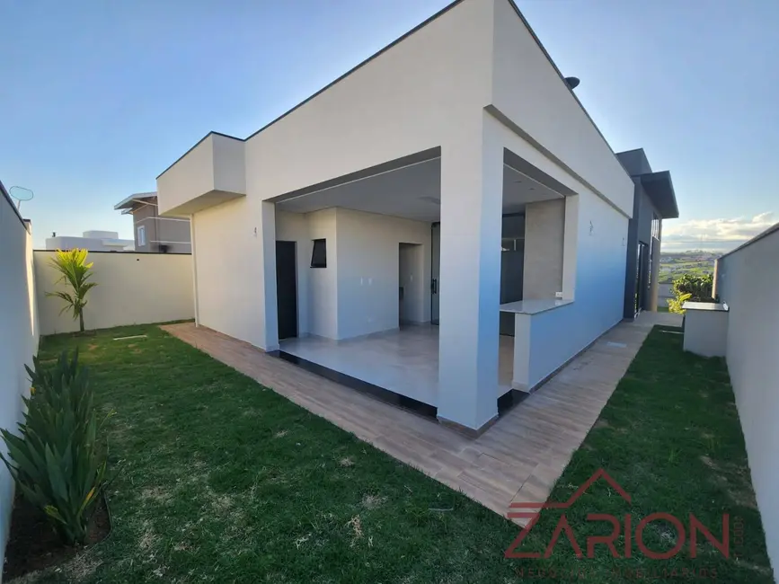 Foto 2 de Casa com 3 quartos à venda, 206m2 em Taubate - SP