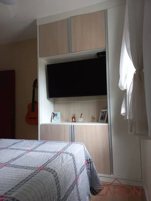 Foto 3 de Apartamento com 2 quartos para alugar, 56m2 em Jardim Gurilândia, Taubate - SP