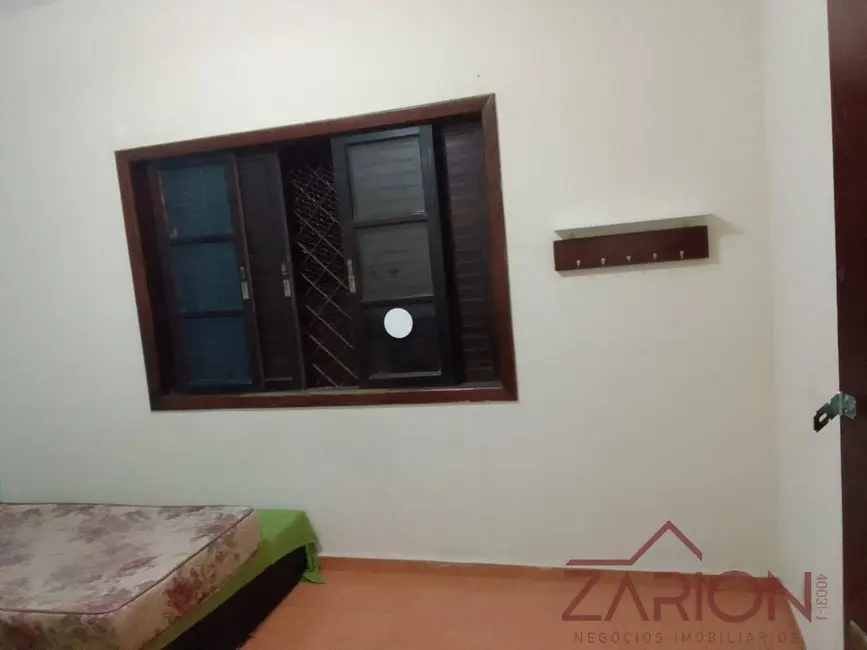 Casa com 1 quarto para alugar, 25m2 em Vila São José, Taubate - SP - imagem 5 Foto 5 de Casa com 1 quarto para alugar, 25m2 em Vila São José, Taubate - SP