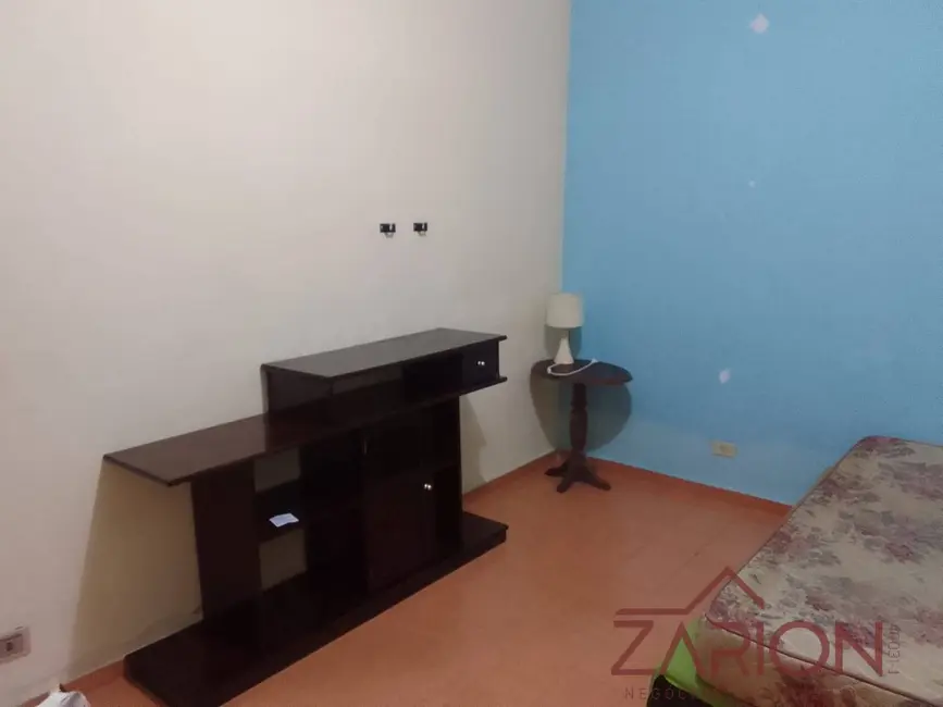 Casa com 1 quarto para alugar, 25m2 em Vila São José, Taubate - SP - imagem 6 Foto 6 de Casa com 1 quarto para alugar, 25m2 em Vila São José, Taubate - SP